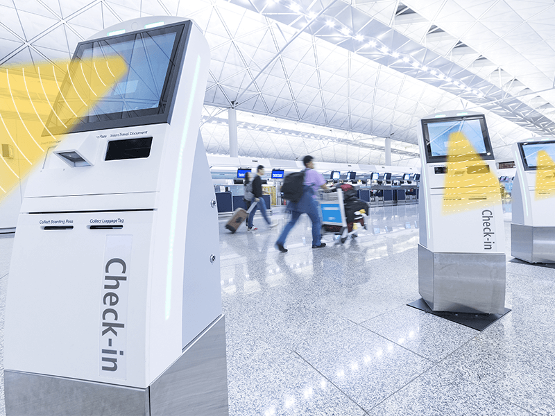 集成定向揚聲器的自助服務終端