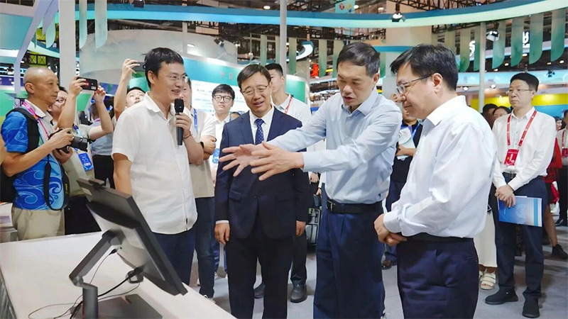 兩個博覽會,清聽聲學(xué)展區(qū)