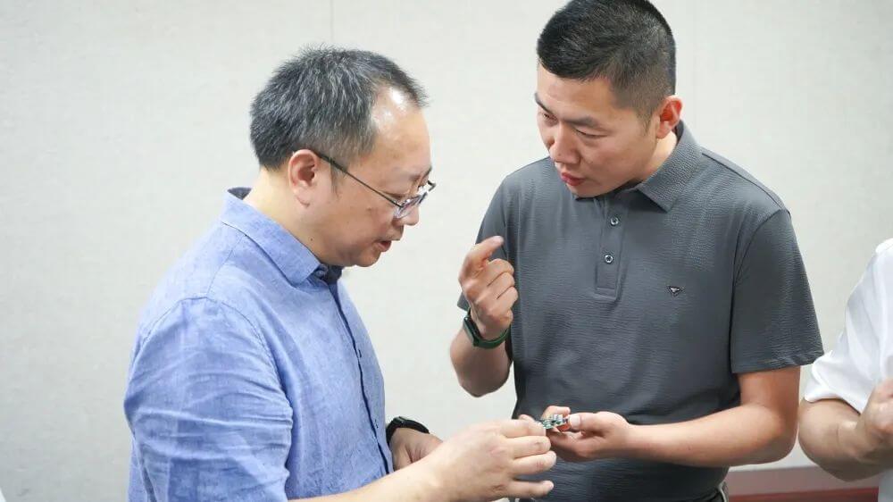 栗振詳細介紹產品技術