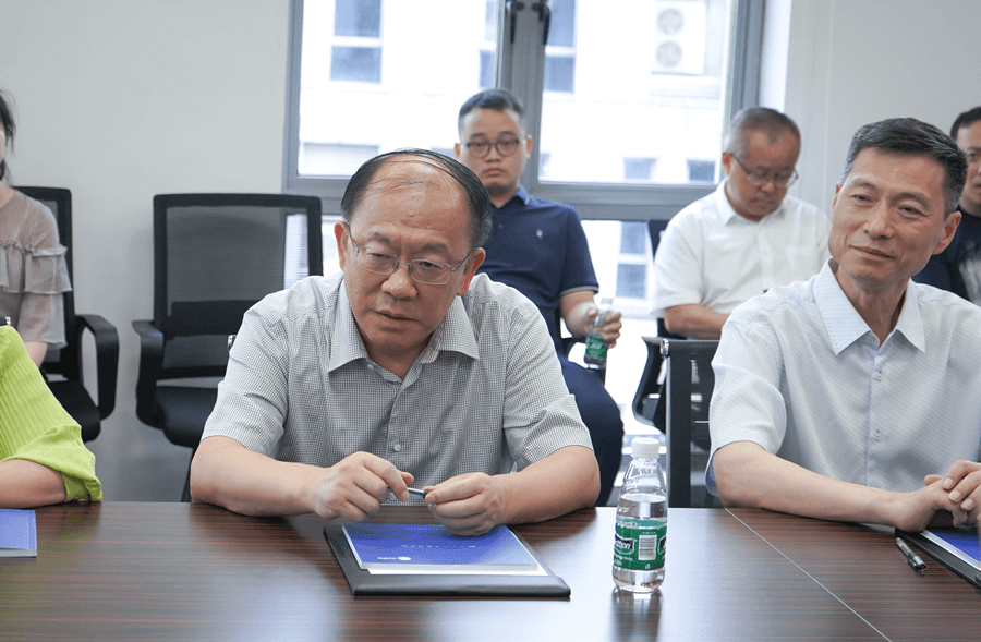 貴州省政協(xié)副主席、省工商聯(lián)主席李漢宇 率隊蒞臨清聽聲學(xué)考察